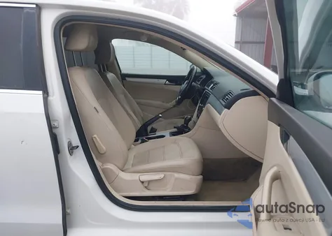 2013 Volkswagen Passat 2.5L Se из США, поврежденный, VIN 1VWBP7A3XDC084366